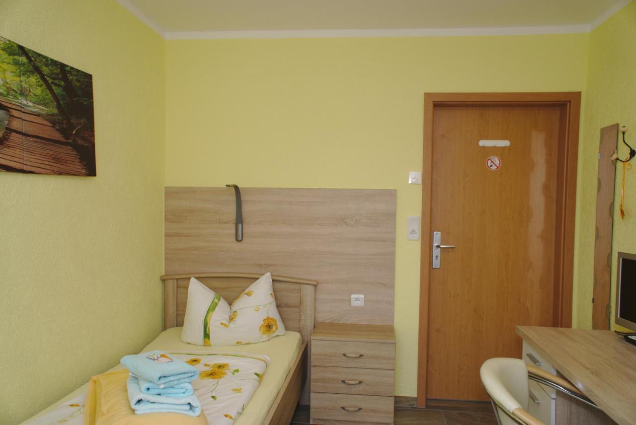 Pension Andrea Lugau Habitación foto